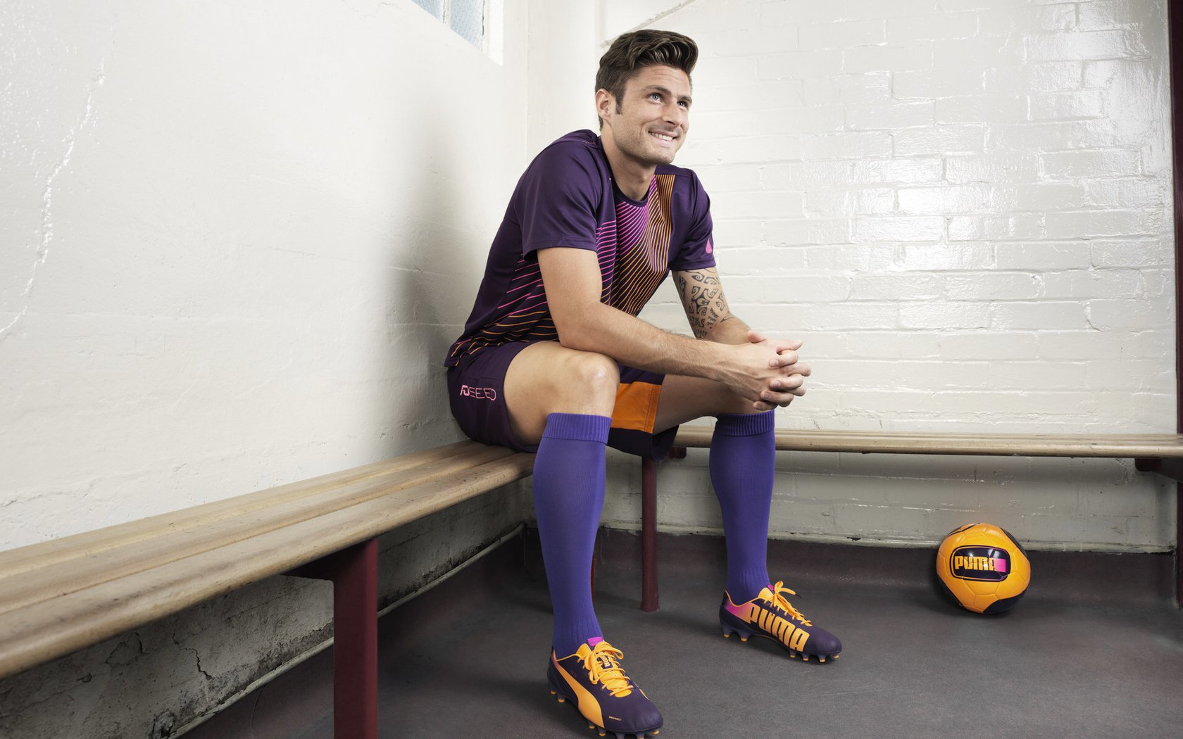 若日尼奥掌控比赛节奏,莱比锡红牛力克里昂展露争冠雄心